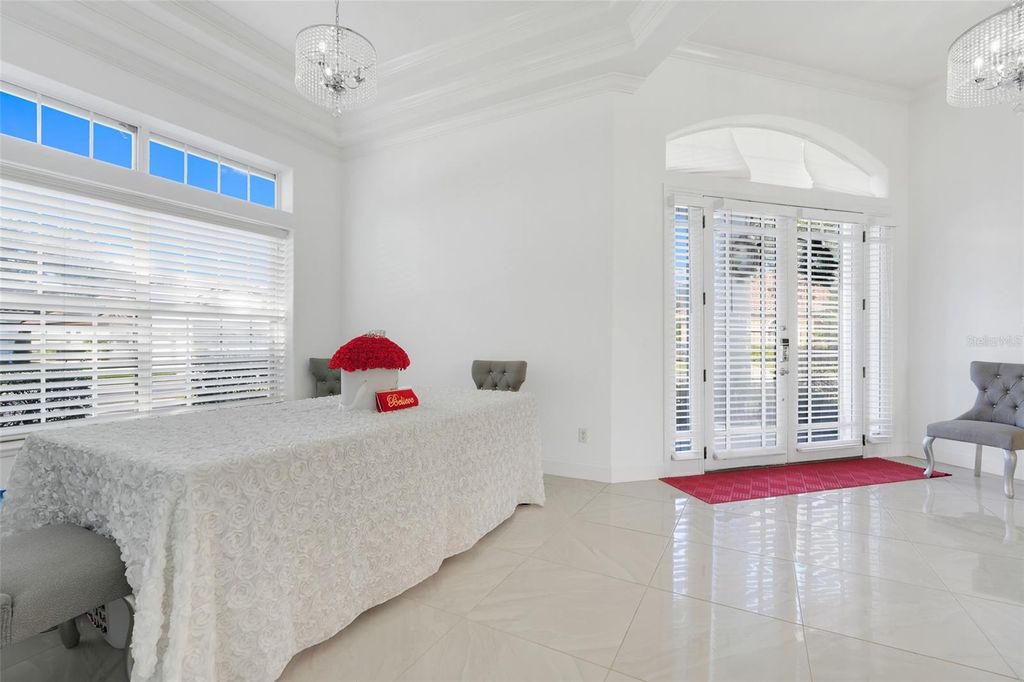 Photo of 8632 Spindletop Drive, Orlando, FL 32819 (MLS # O6355989)