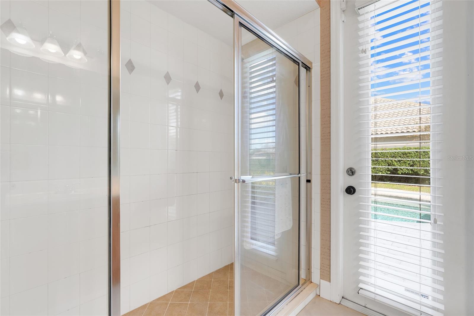 KENSINGTON PARK - Residential