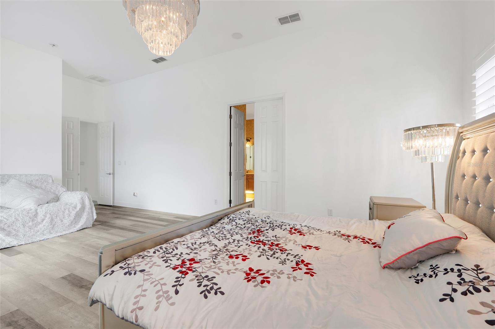 KENSINGTON PARK - Residential