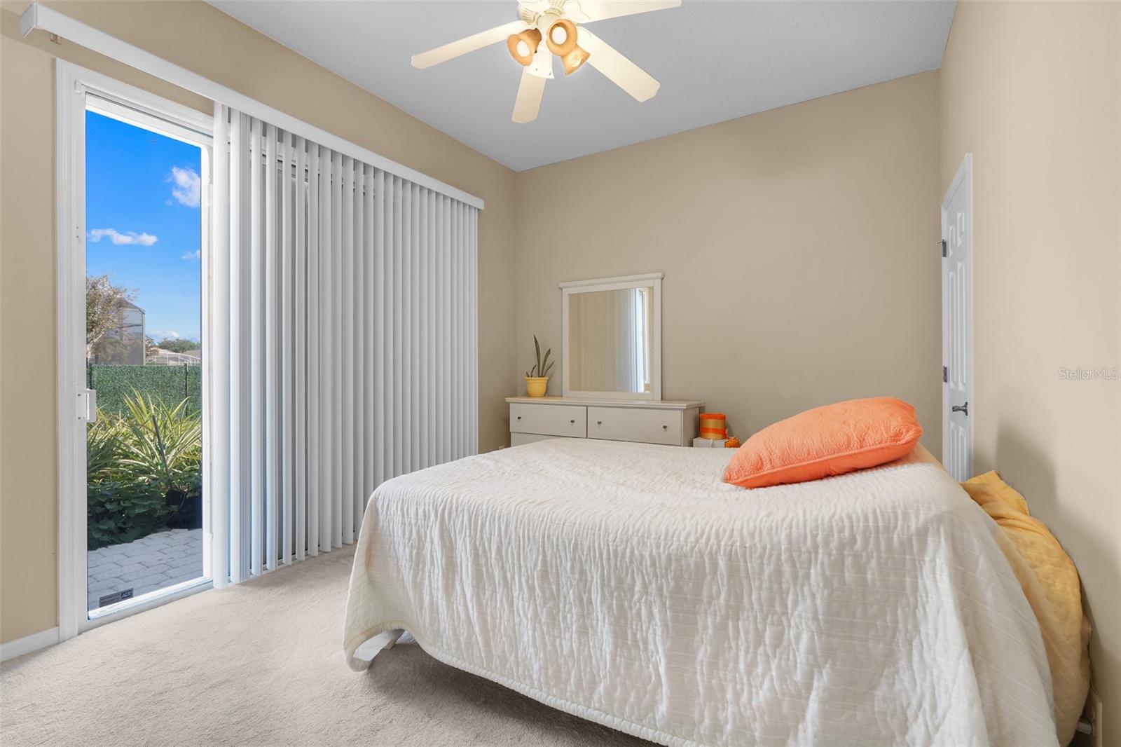 KENSINGTON PARK - Residential