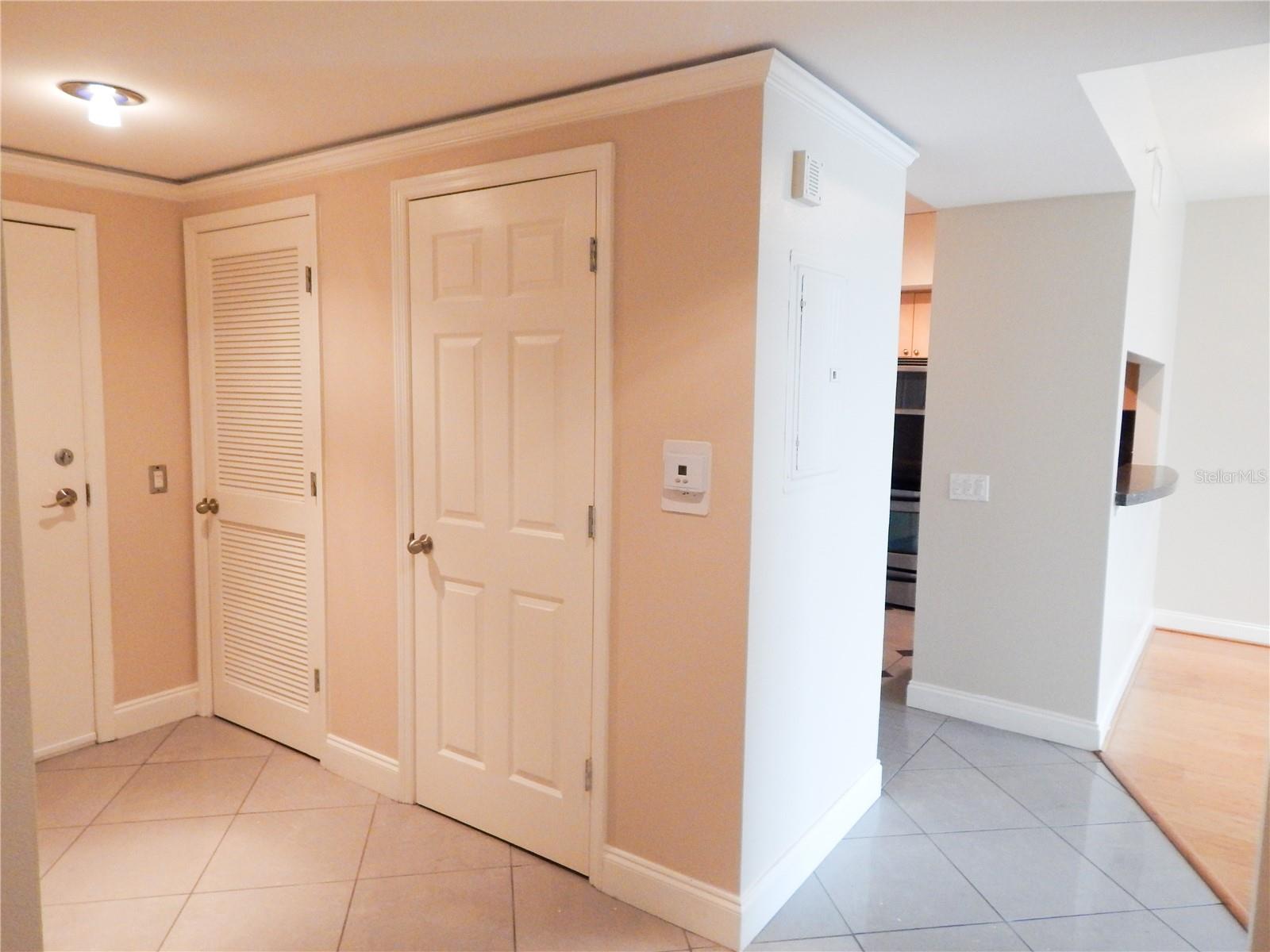 WAVERLY/LK EOLA - Residential