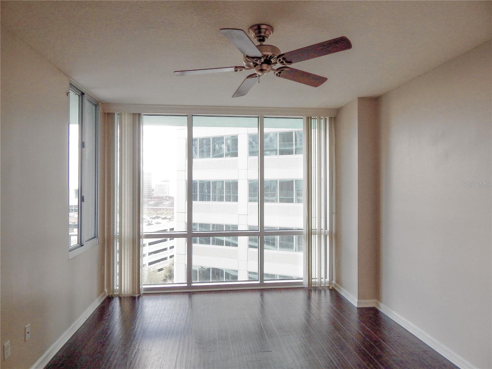 WAVERLY/LK EOLA - Residential