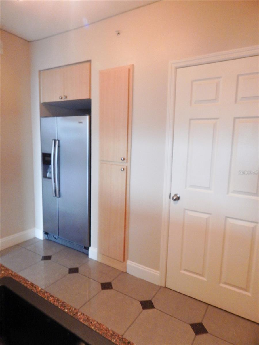 WAVERLY/LK EOLA - Residential