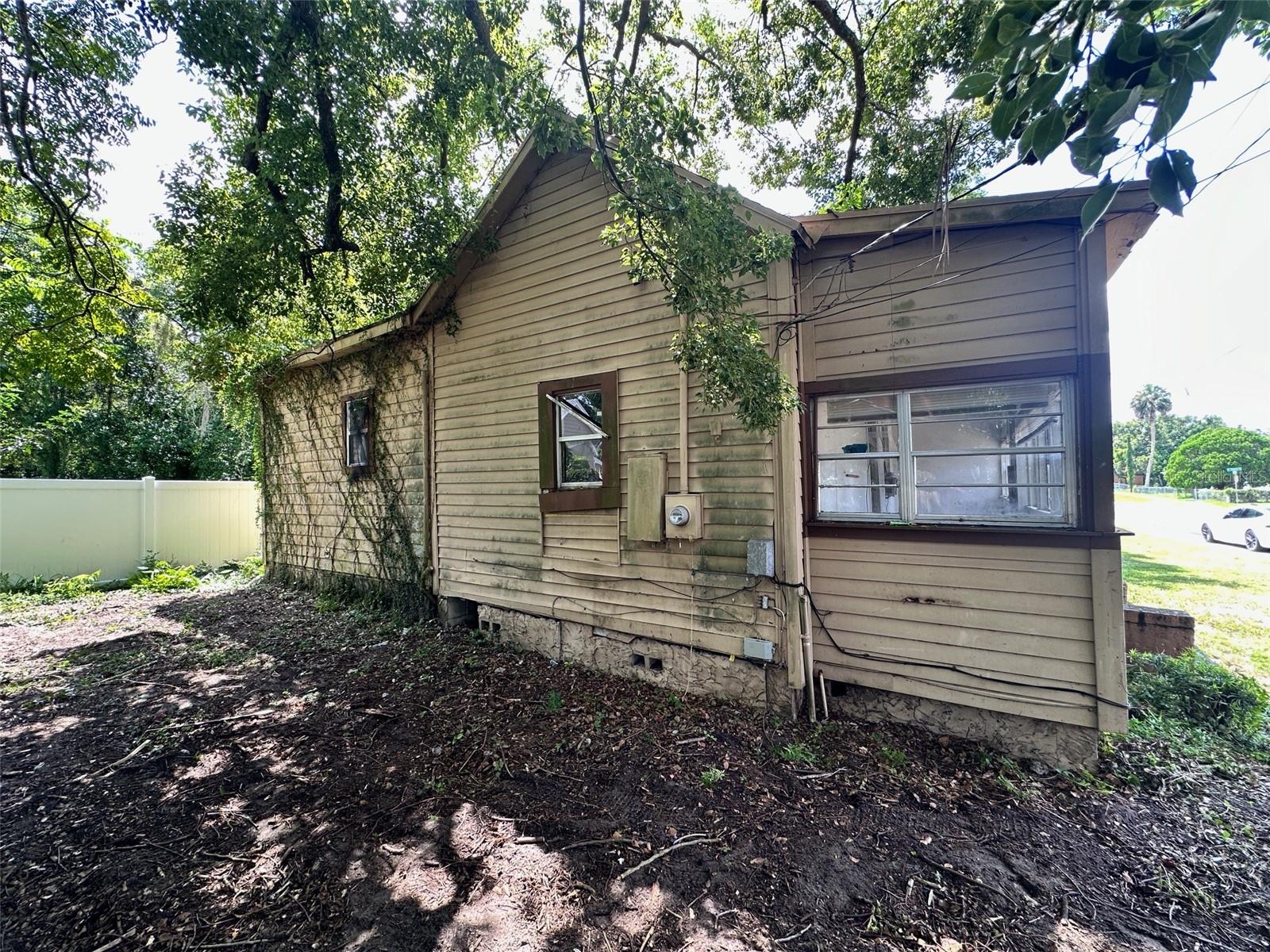 Photo 2 of 9 of 307 S ADELLE AVENUE house