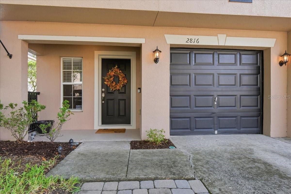 2816 CLIFFE COURT