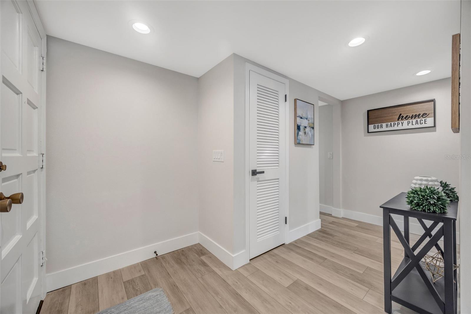 CARROLLWOOD SUB UNIT N - Residential