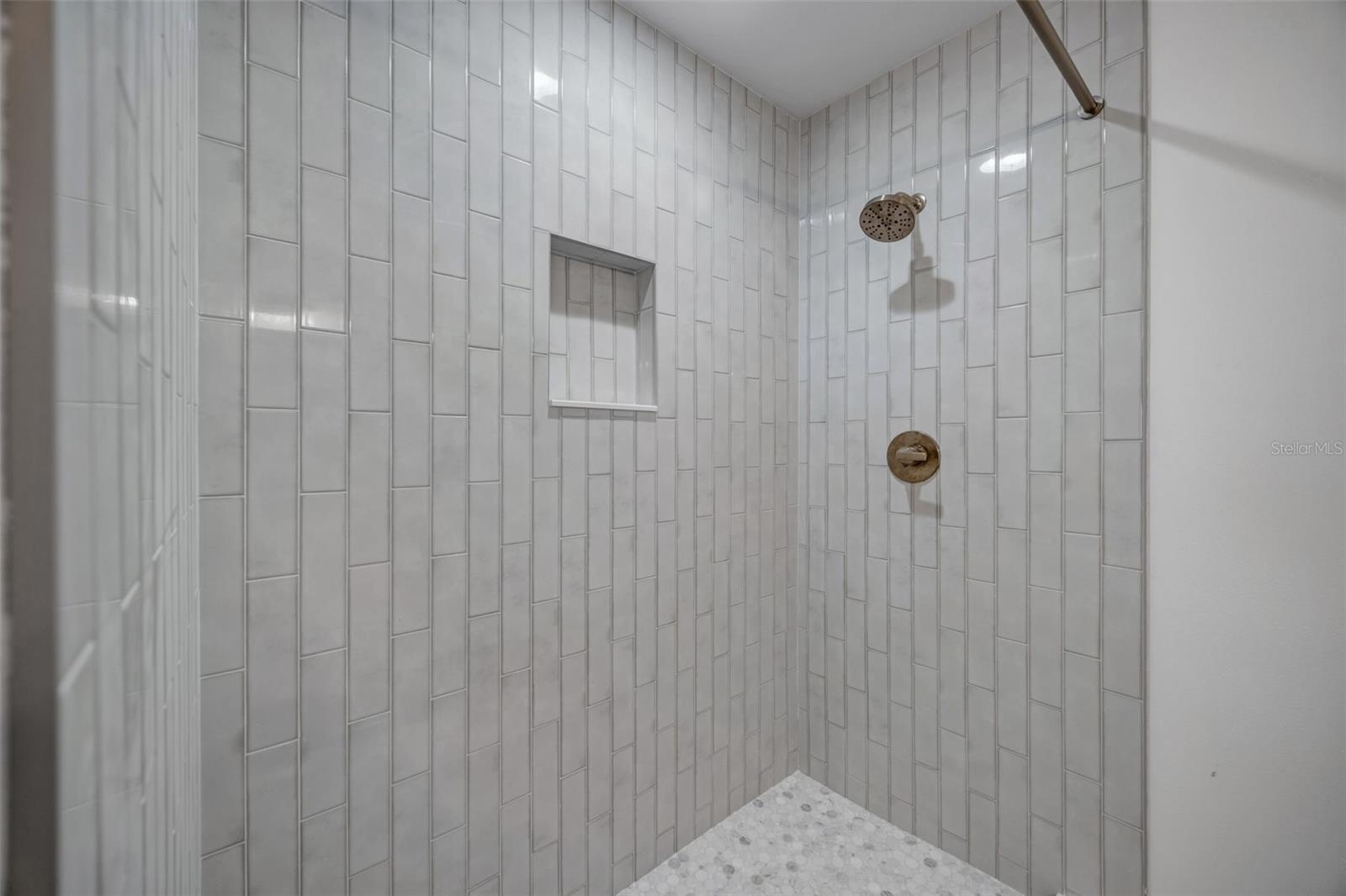 CARROLLWOOD SUB UNIT N - Residential