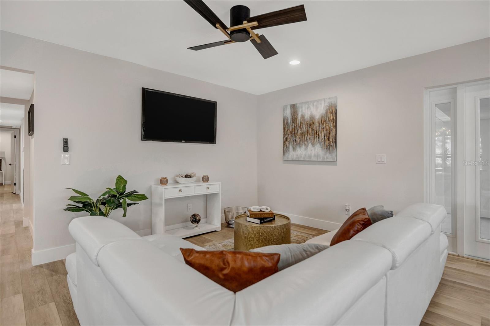 CARROLLWOOD SUB UNIT N - Residential