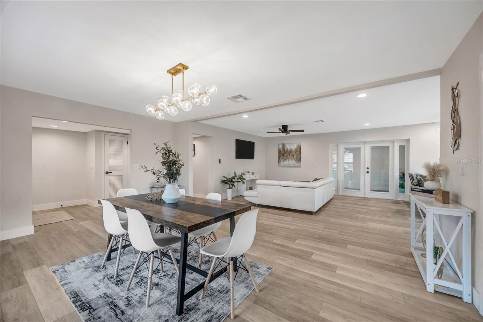 CARROLLWOOD SUB UNIT N - Residential