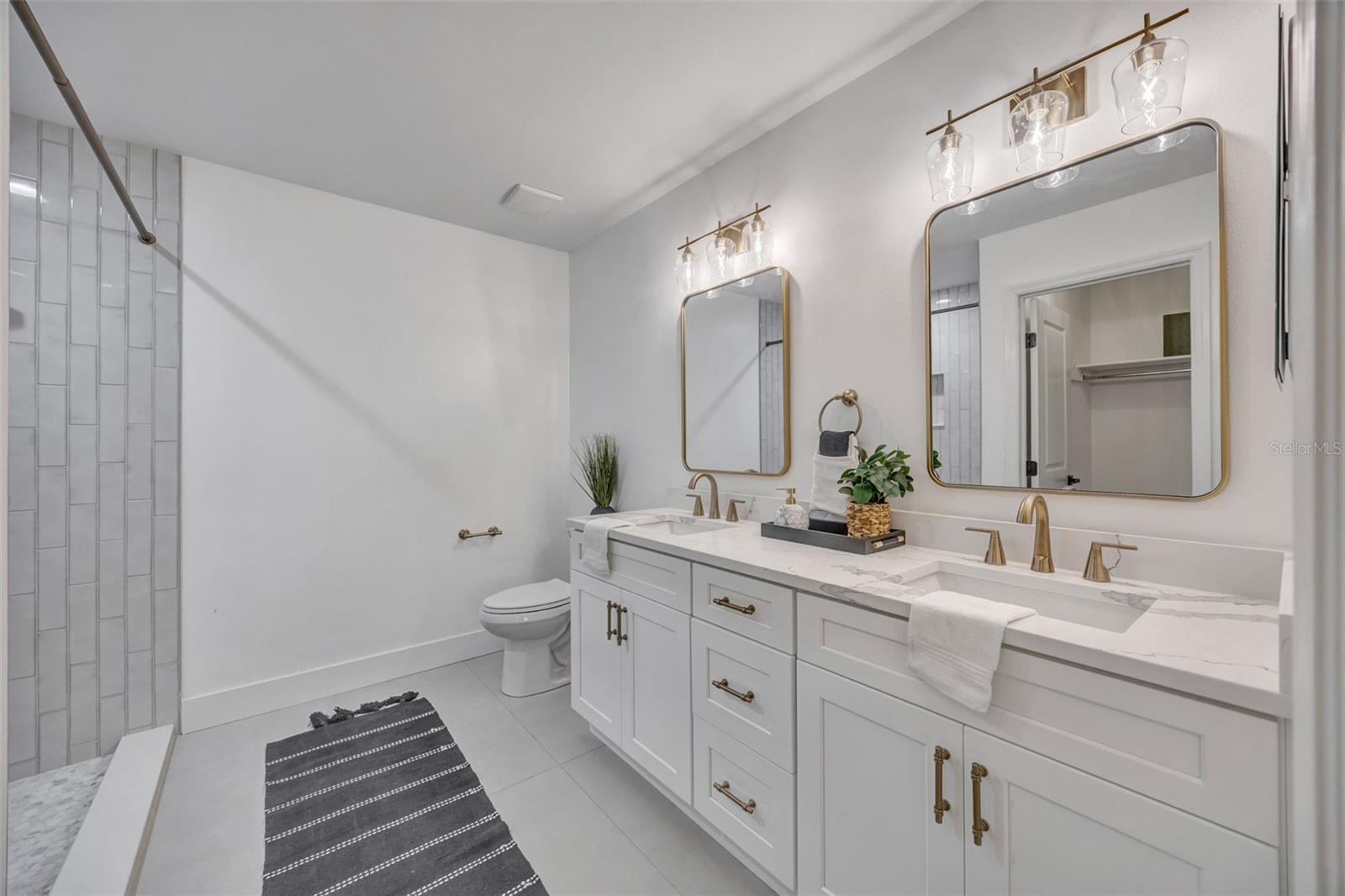 CARROLLWOOD SUB UNIT N - Residential