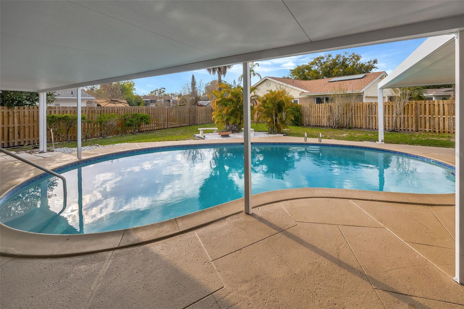 CARROLLWOOD SUB UNIT N - Residential