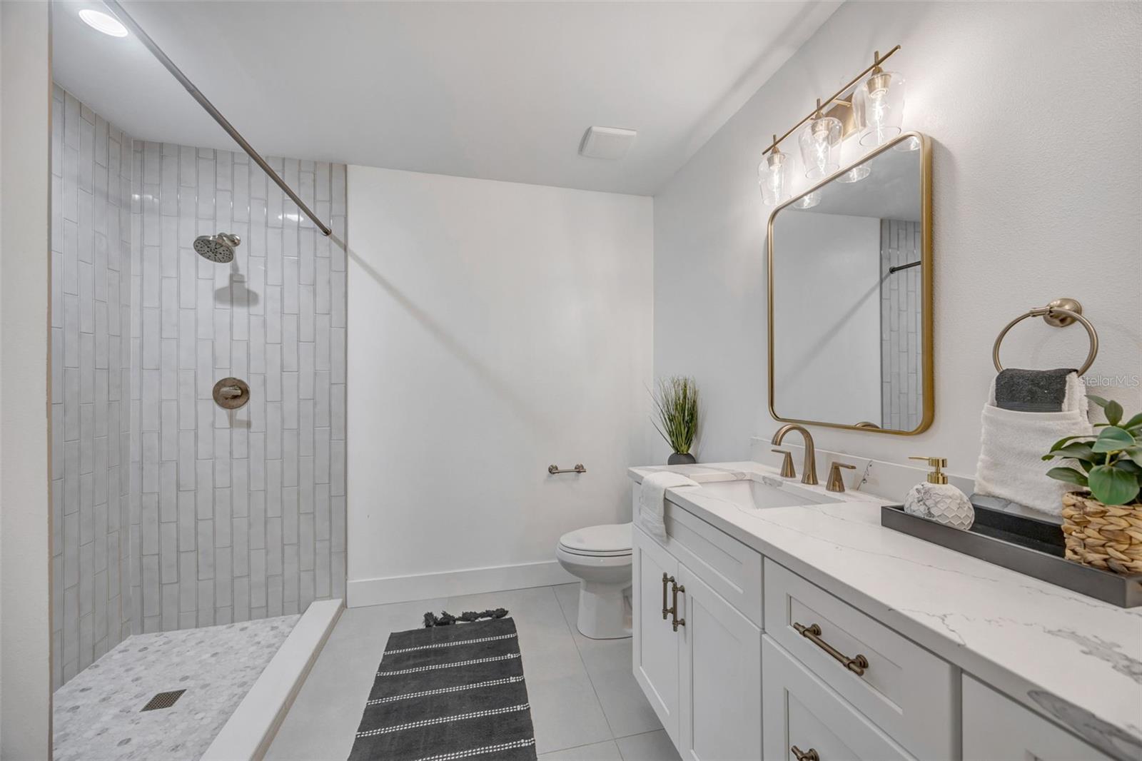 CARROLLWOOD SUB UNIT N - Residential