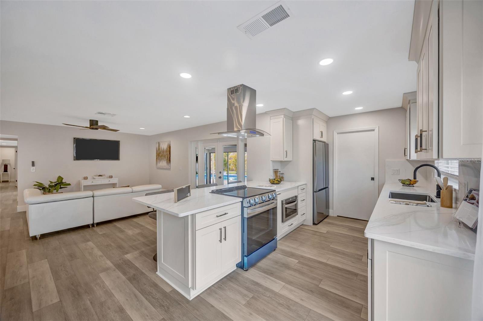CARROLLWOOD SUB UNIT N - Residential