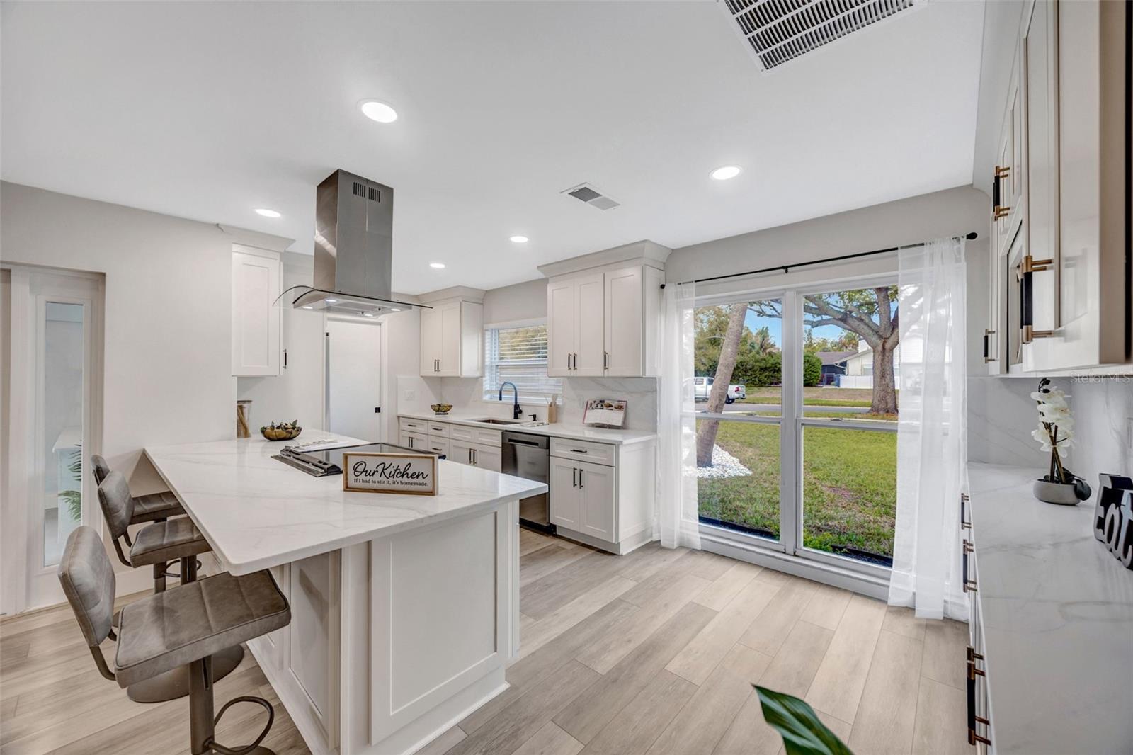 CARROLLWOOD SUB UNIT N - Residential