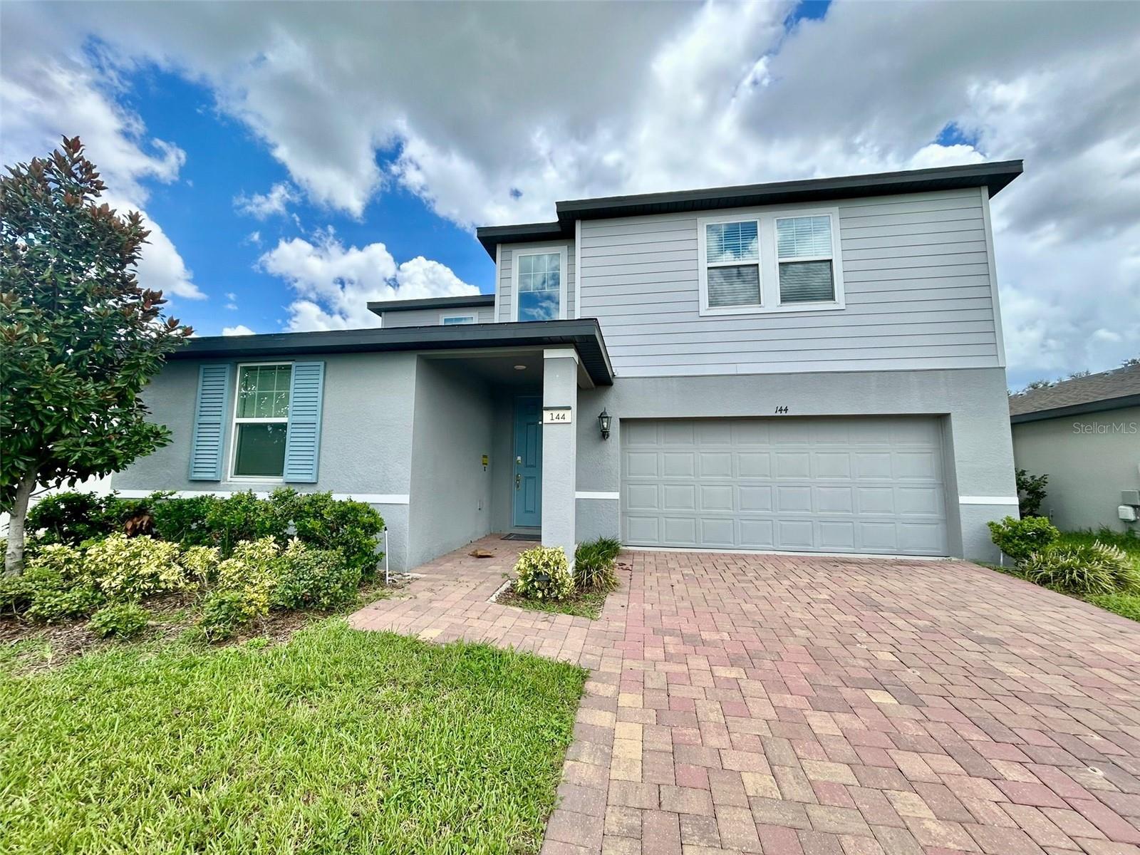 ALFORD OAKS - Residential Lease