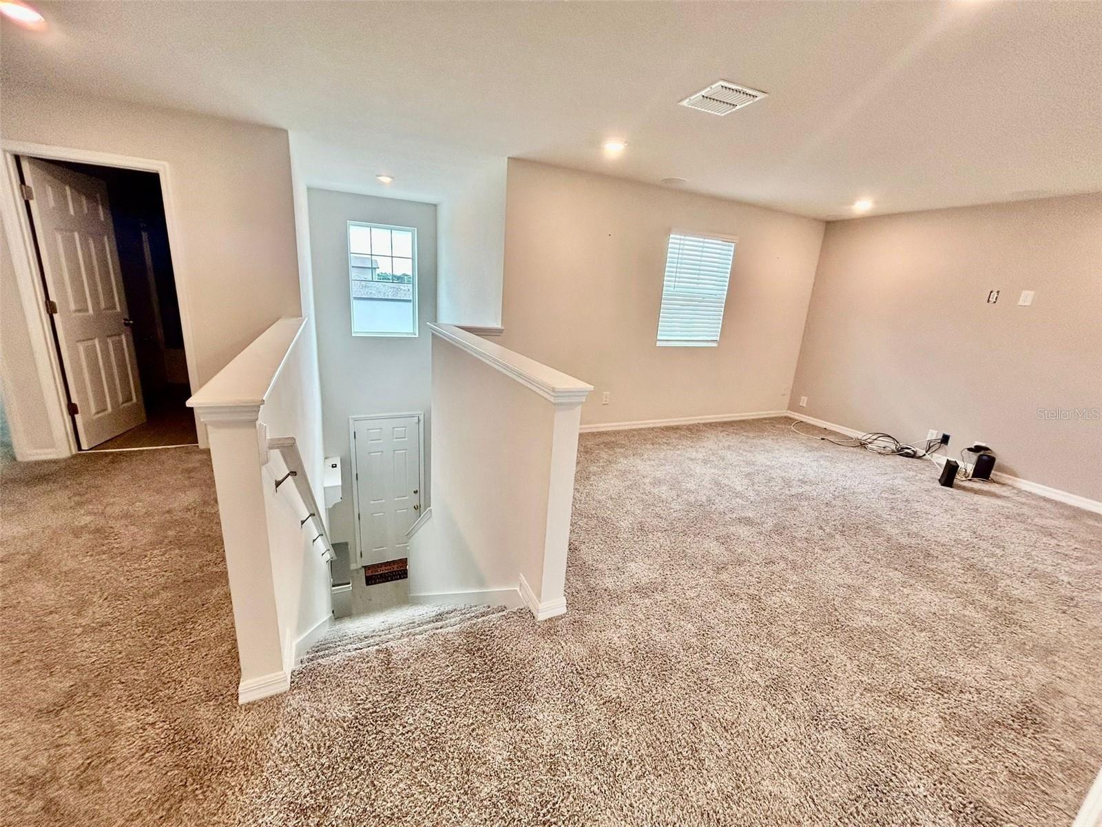ALFORD OAKS - Residential Lease