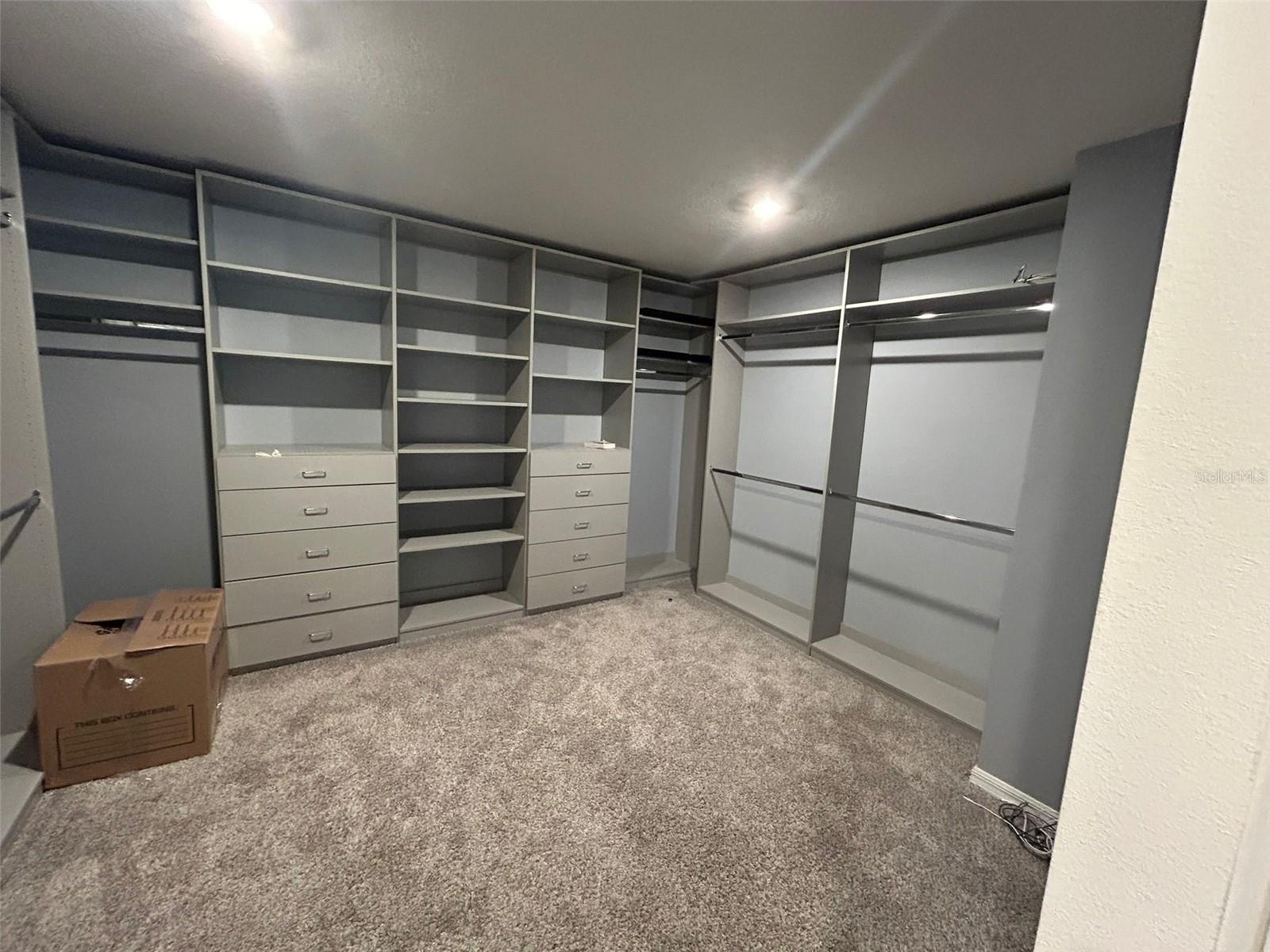 ALFORD OAKS - Residential Lease