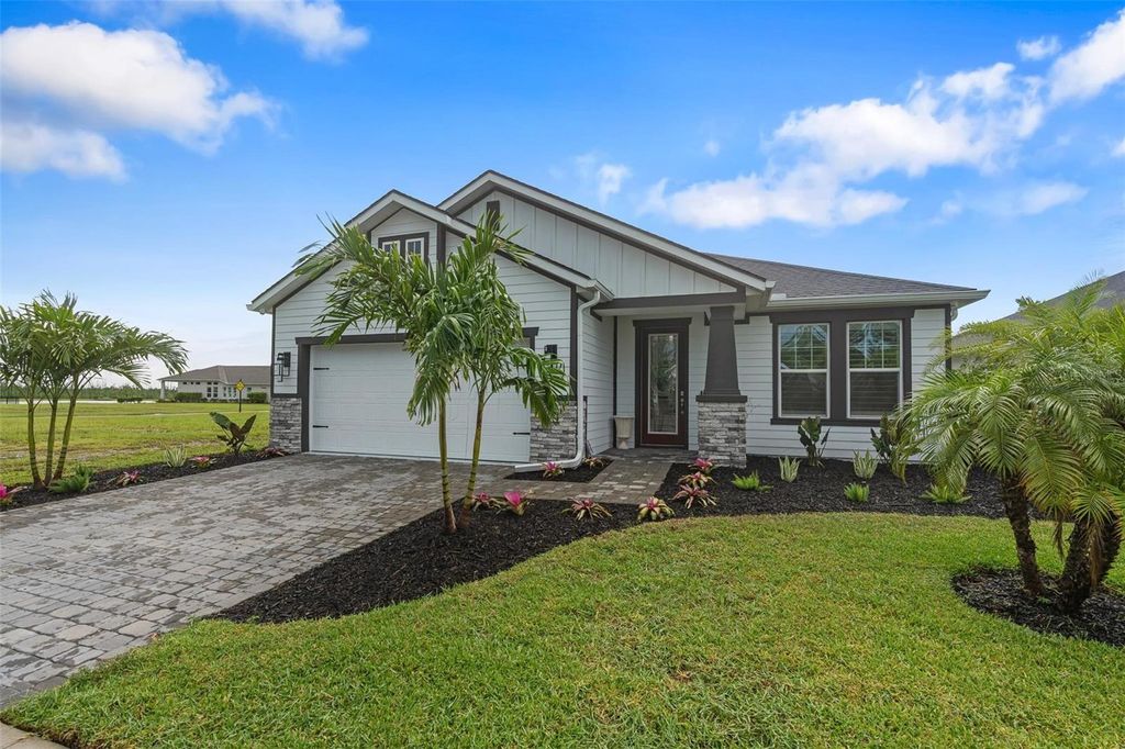 Photo of 141 Mosaic Boulevard, Daytona Beach, FL 32124 (MLS # V4947851)
