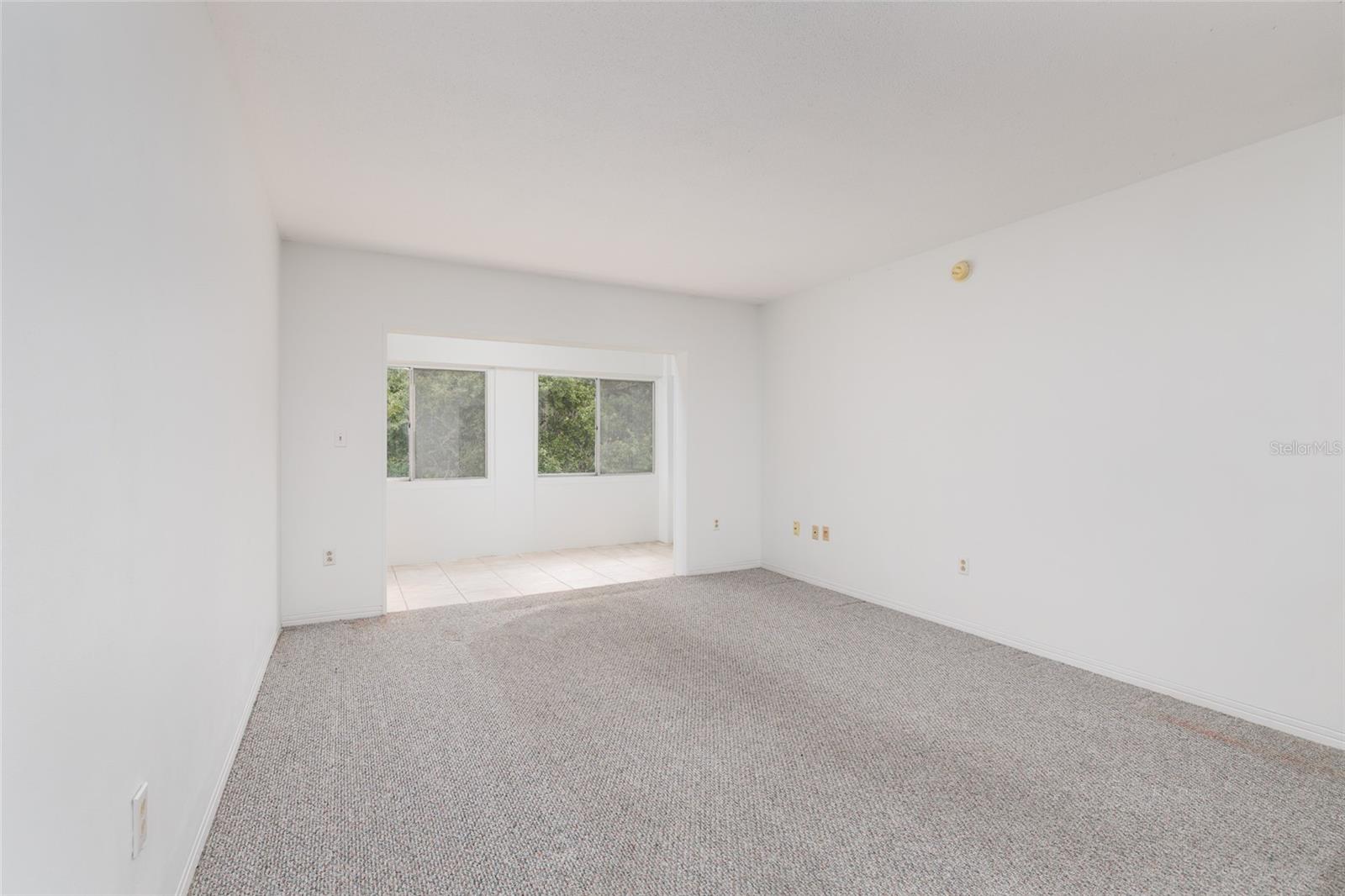 BARCLEY ESTATES - Residential Lease