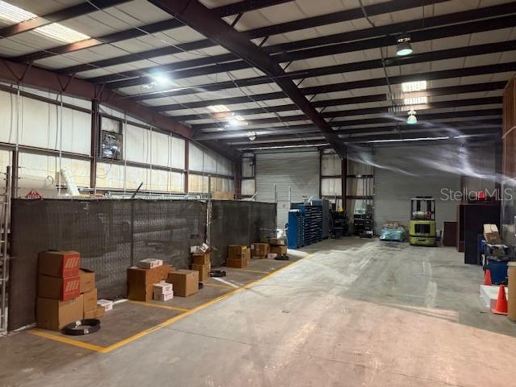 Photo of 2410 E 92 Highway, Plant City, FL 33566 (MLS # TB8420132)