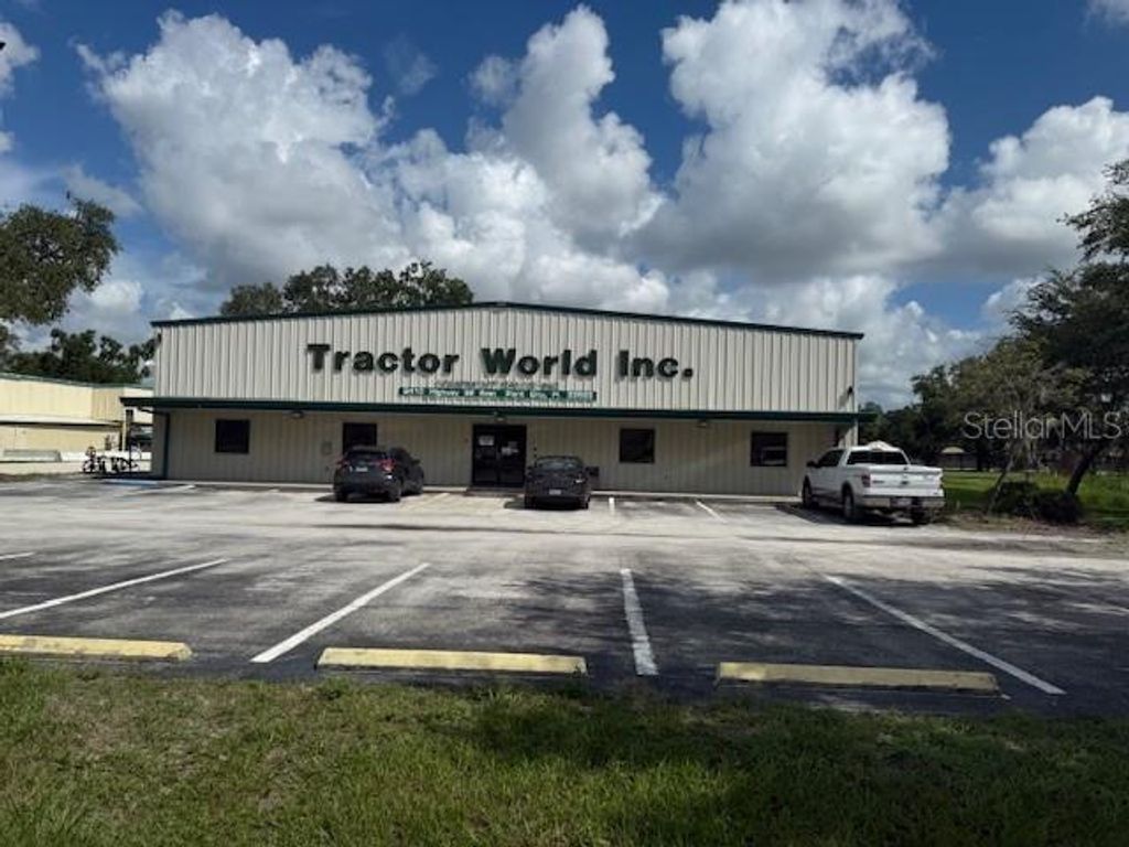 Photo of 2410 E 92 Highway, Plant City, FL 33566 (MLS # TB8420132)