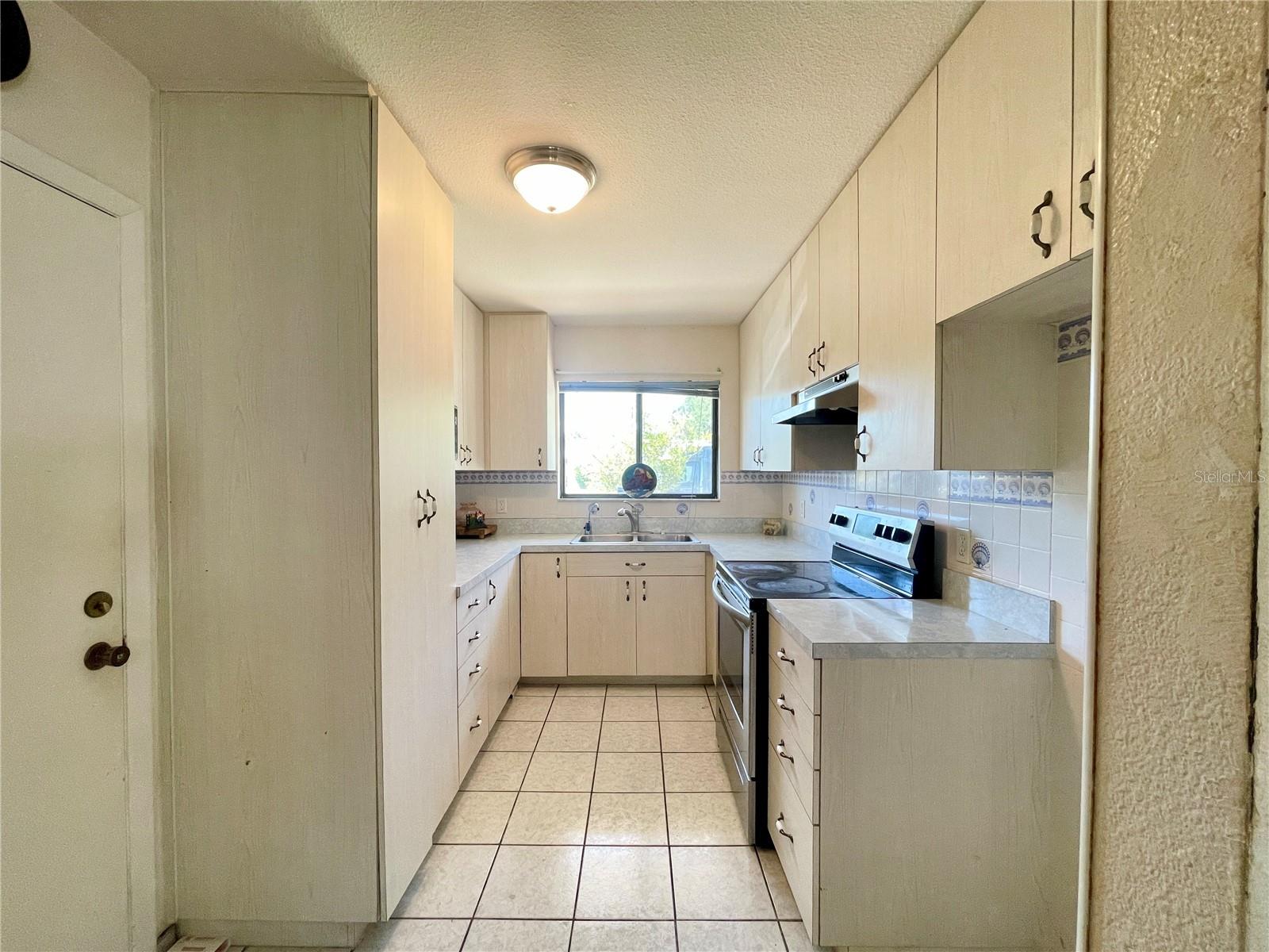 2314 LEE TERRACE