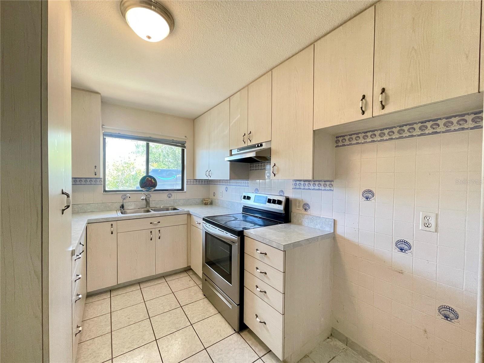 2314 LEE TERRACE