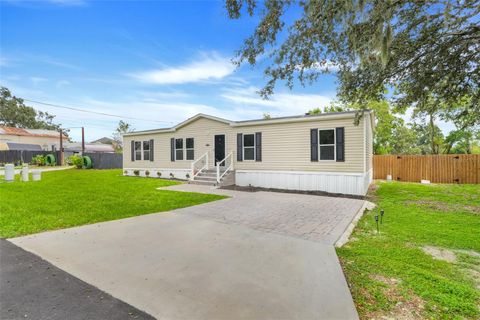 Photo of 3417 Carter Road, Haines City, FL 33844 (MLS # G5102188)