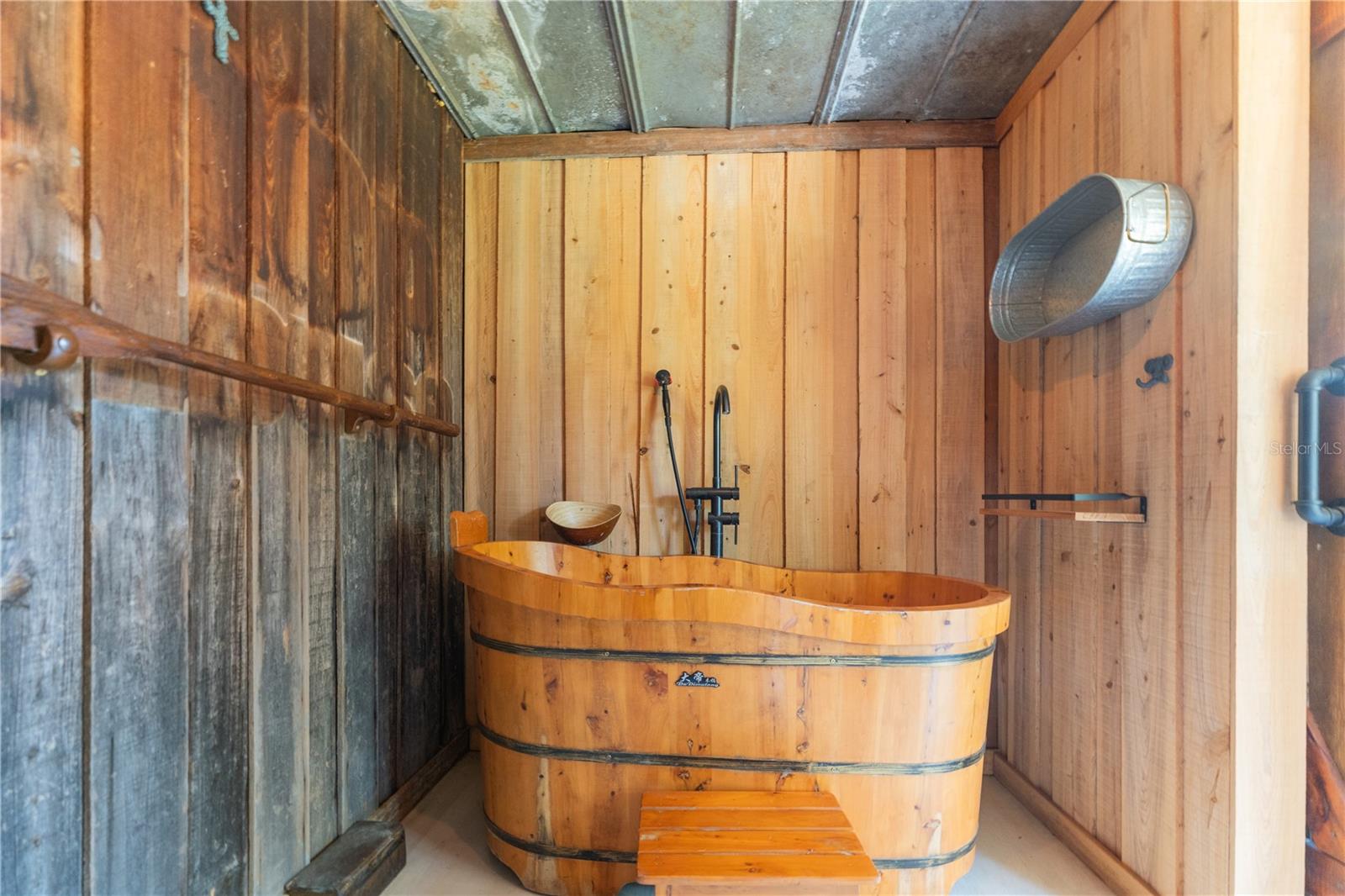 CHASSAHOWITZKA VILLAGE UNIT 03 UNREC - Residential