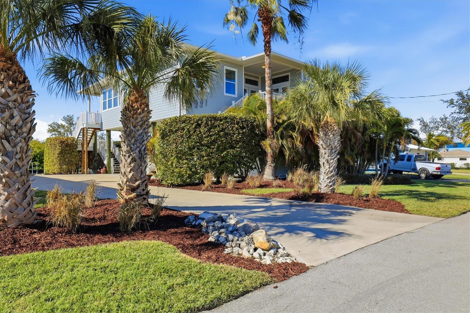 HUDSON BEACH ESTATES - Residential