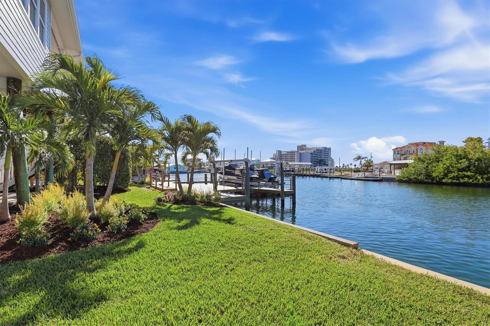 HUDSON BEACH ESTATES - Residential