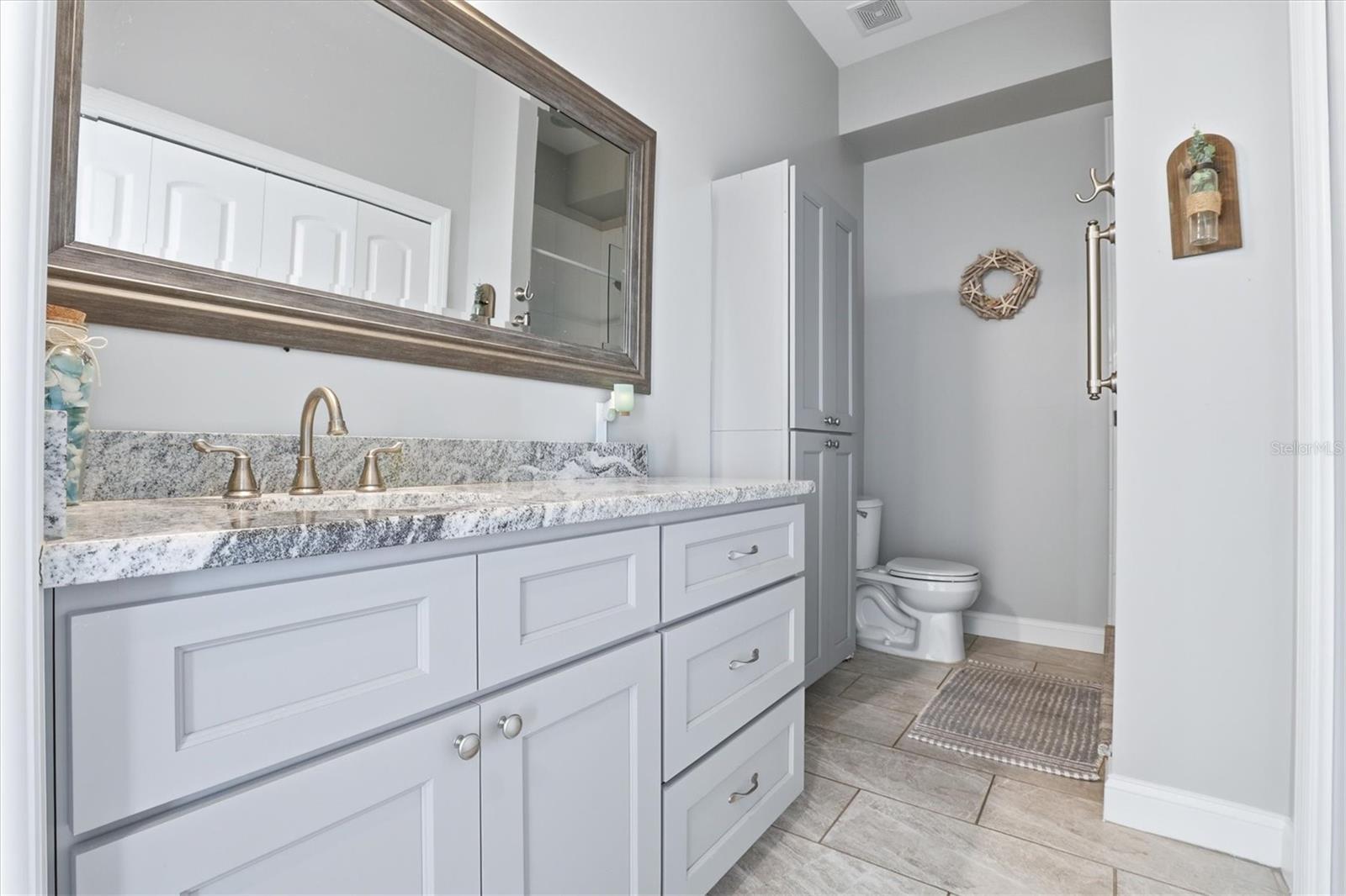 HUDSON BEACH ESTATES - Residential