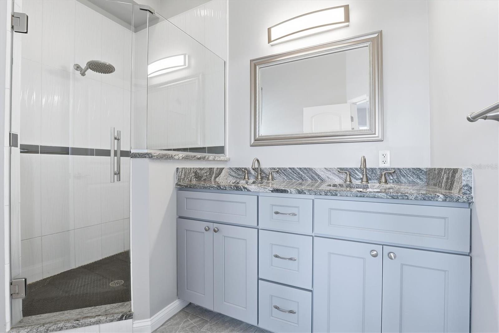 HUDSON BEACH ESTATES - Residential