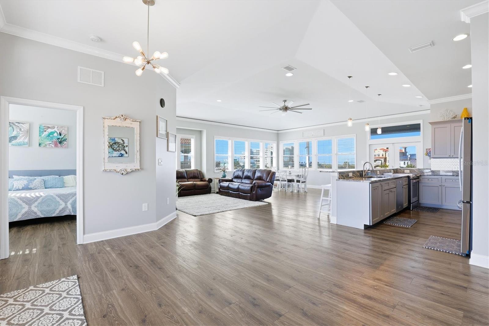 HUDSON BEACH ESTATES - Residential