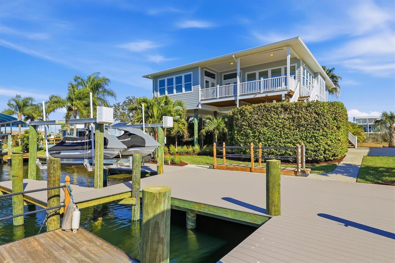 HUDSON BEACH ESTATES - Residential