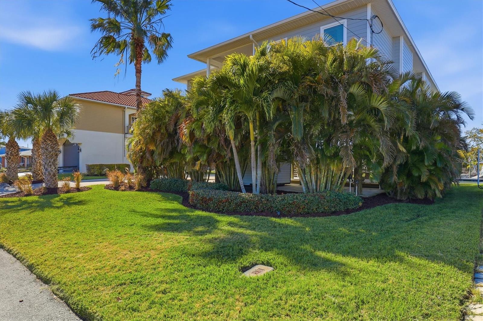 HUDSON BEACH ESTATES - Residential