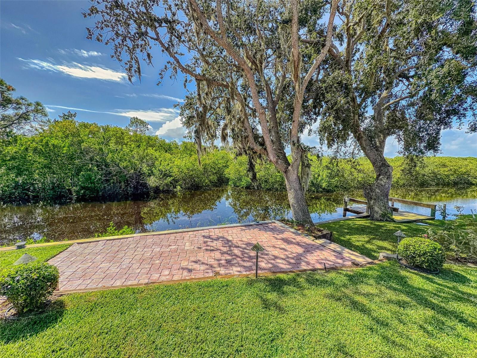 LEE WIND - Residential