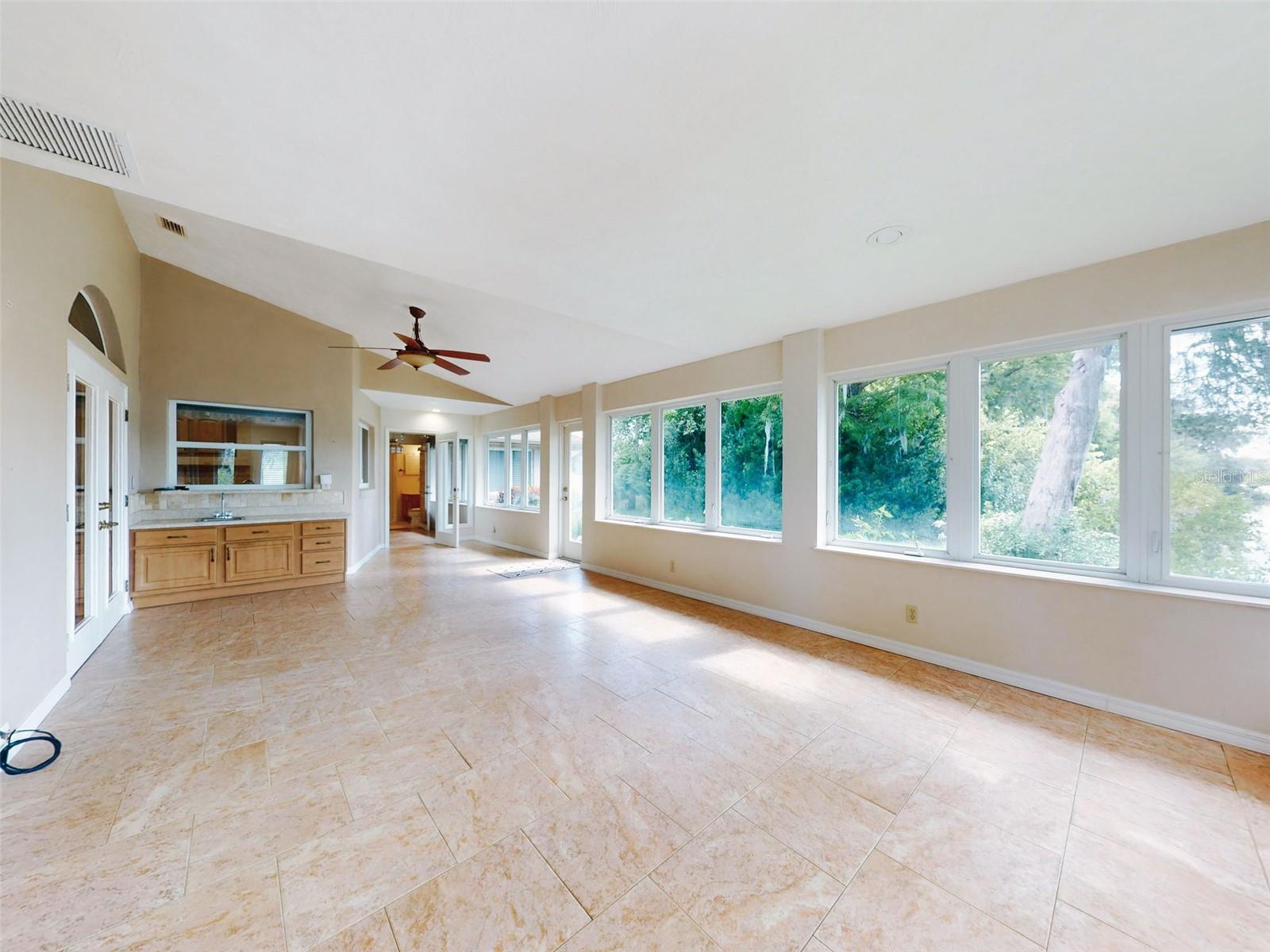 LEE WIND - Residential