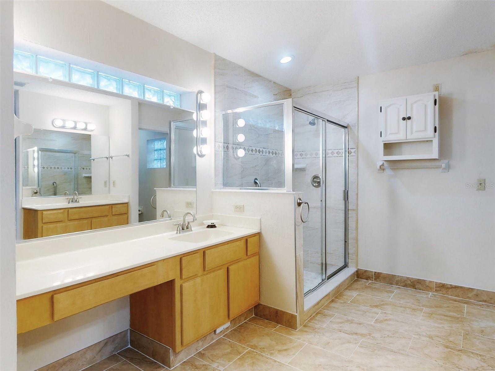 LEE WIND - Residential