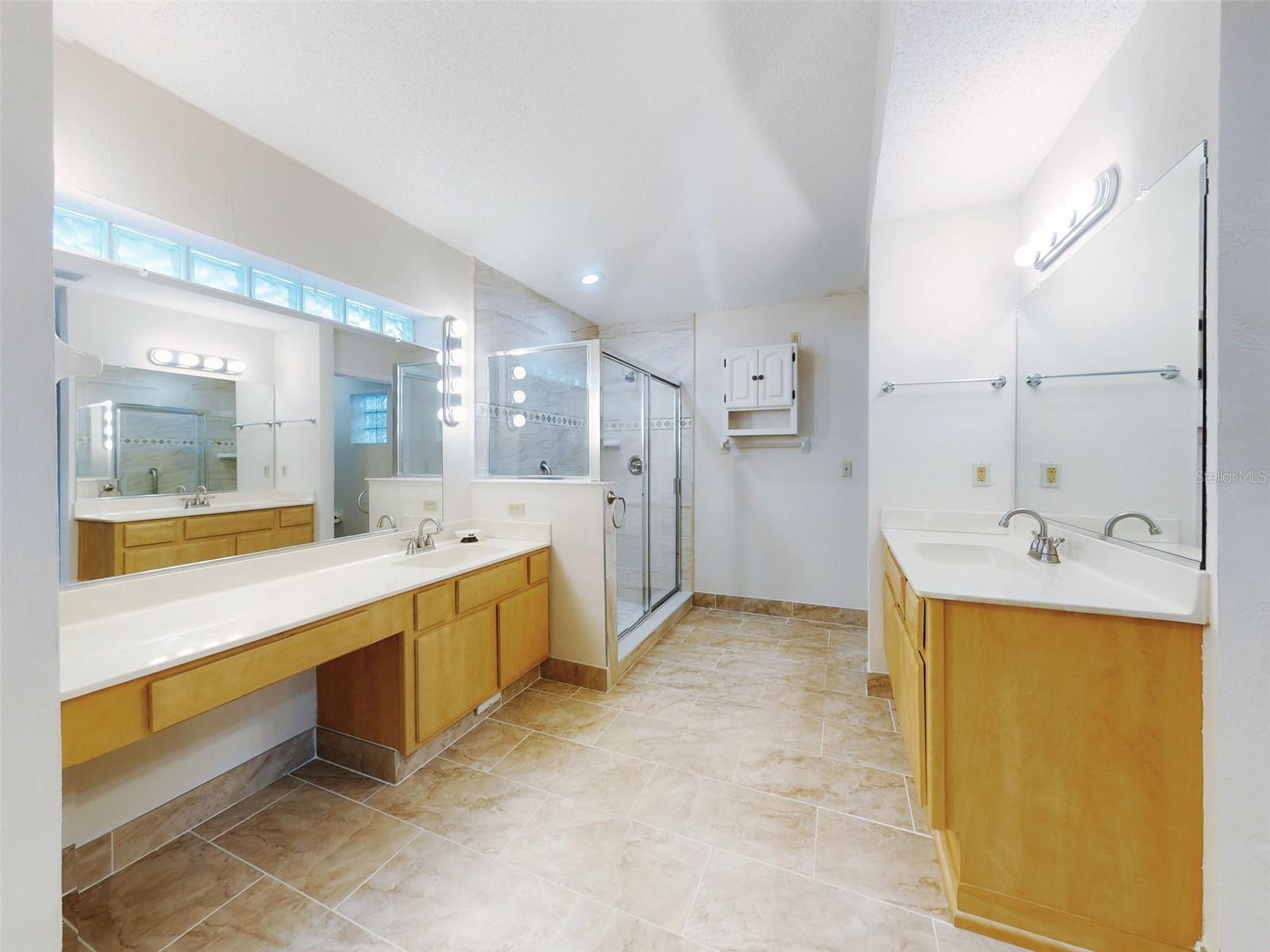 LEE WIND - Residential