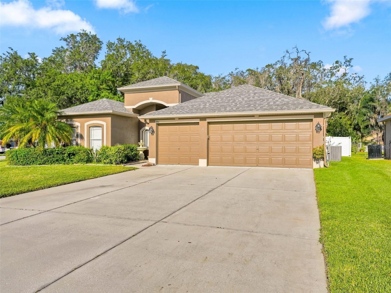 1901 OSWEGO DRIVE