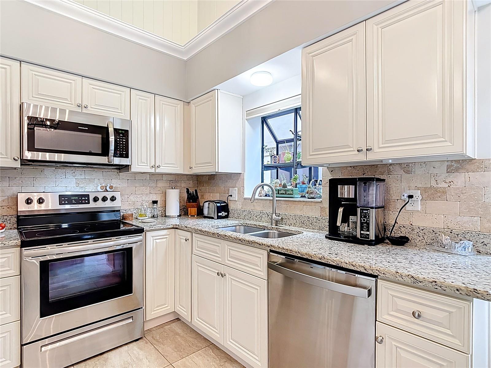 WESCOTT SQUARE - Residential