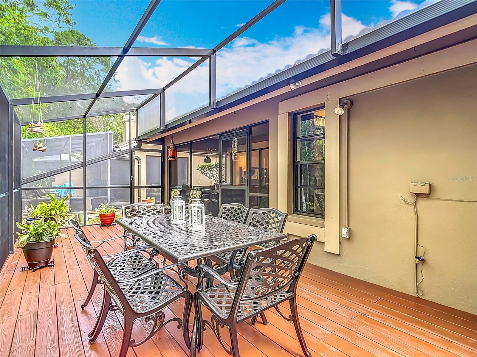 WESCOTT SQUARE - Residential