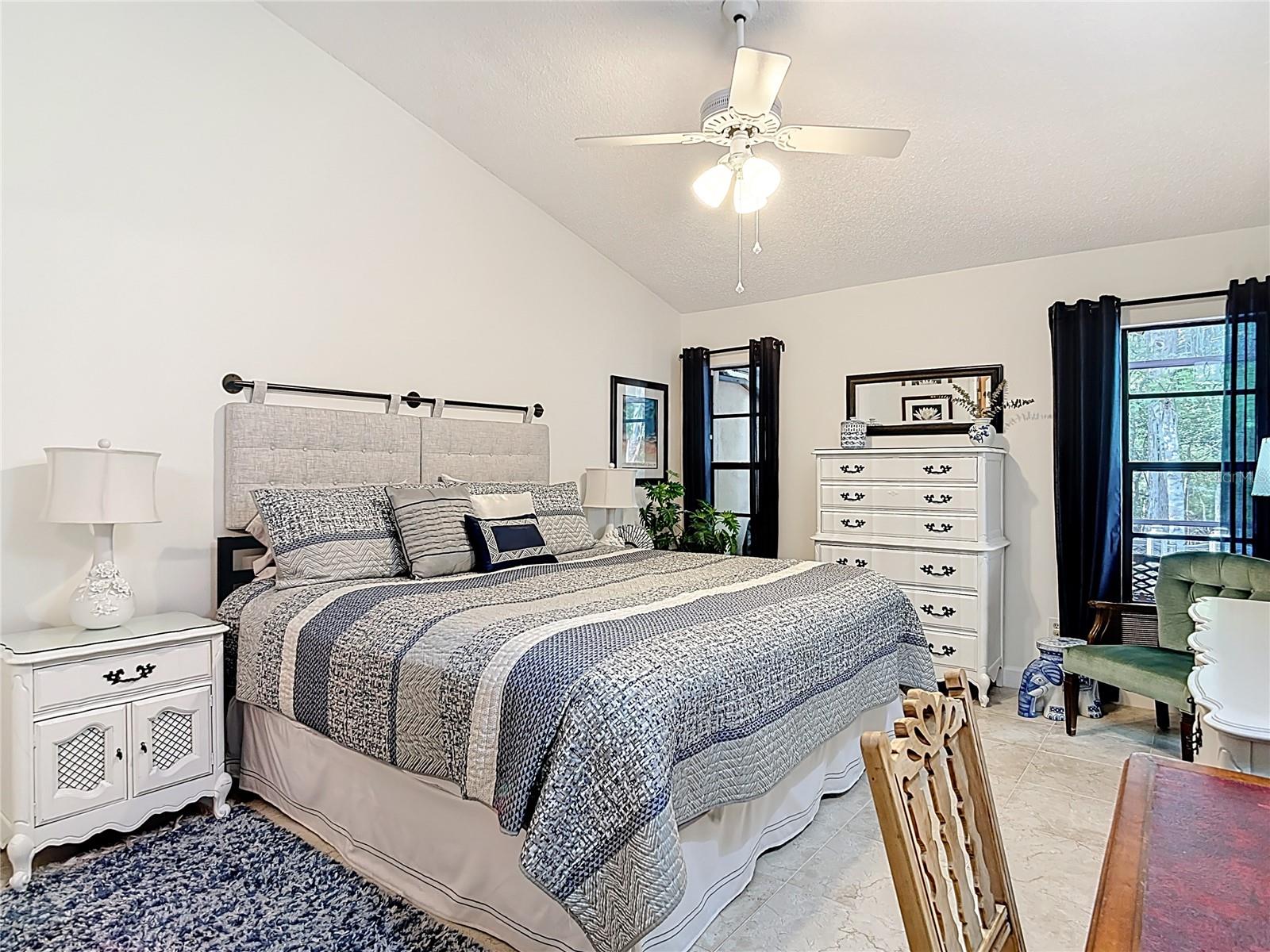 WESCOTT SQUARE - Residential