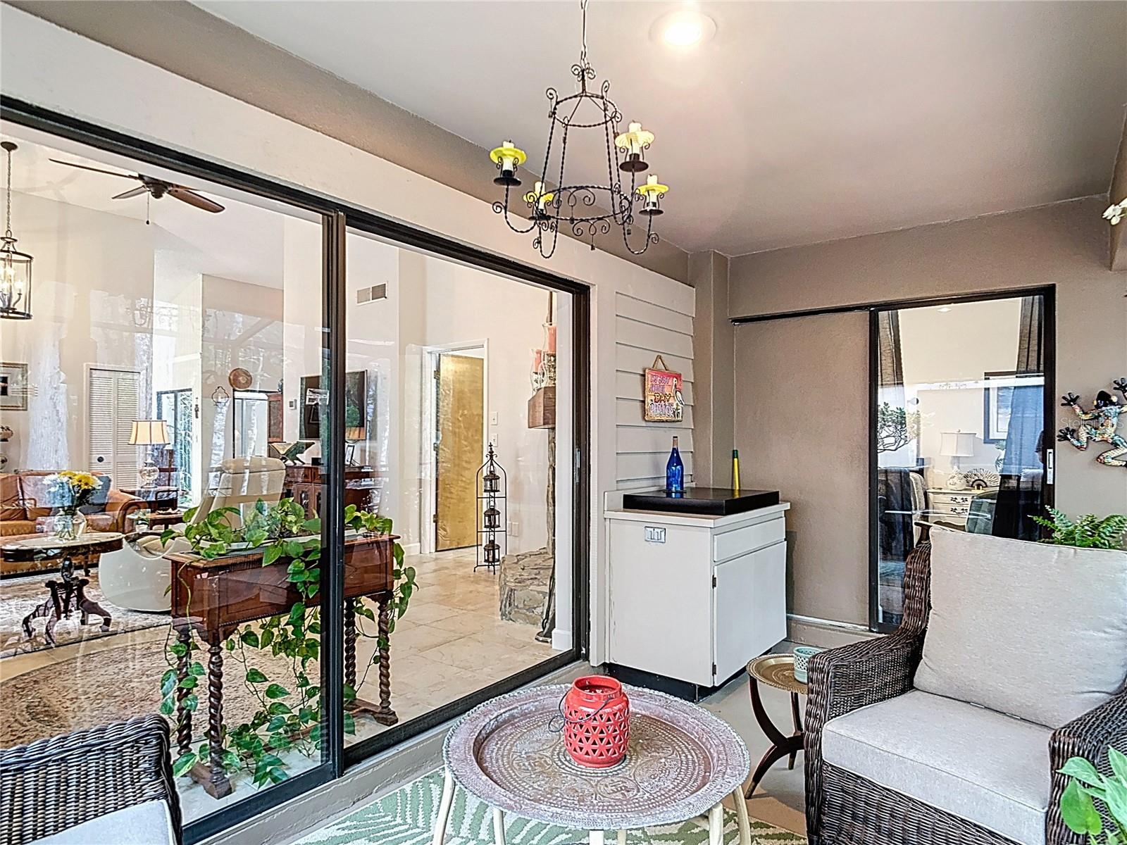 WESCOTT SQUARE - Residential