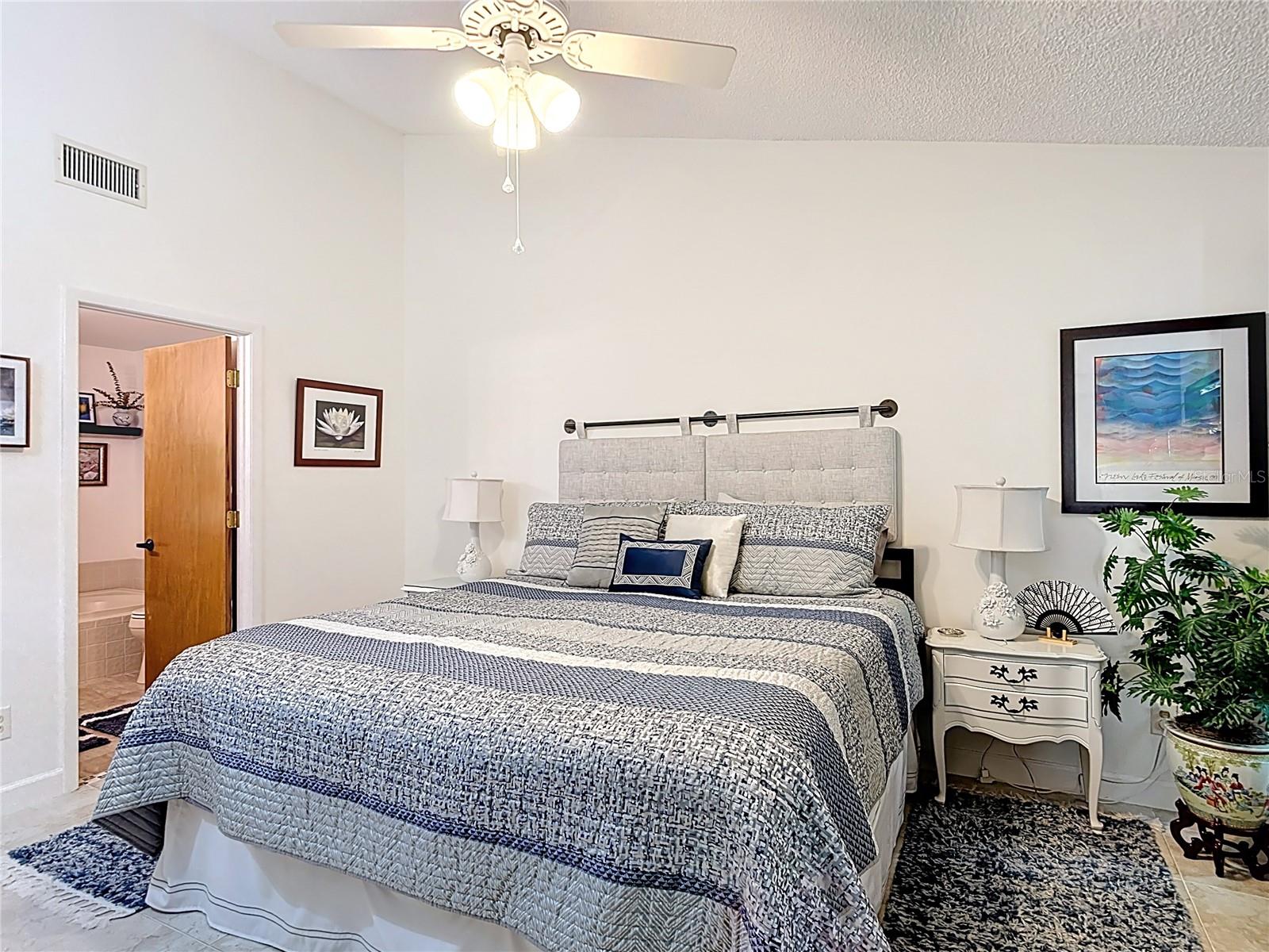 WESCOTT SQUARE - Residential