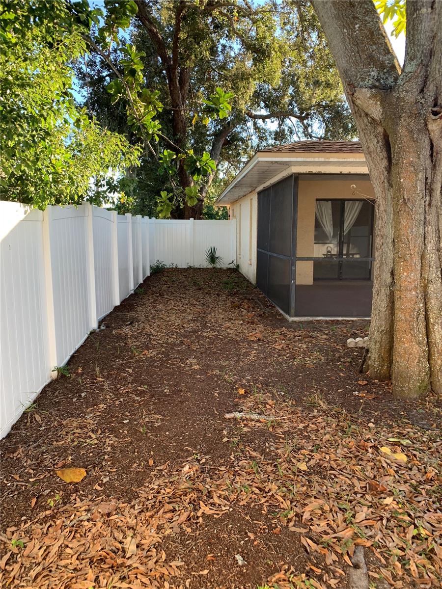 UNIVERSITY PINES - Residential