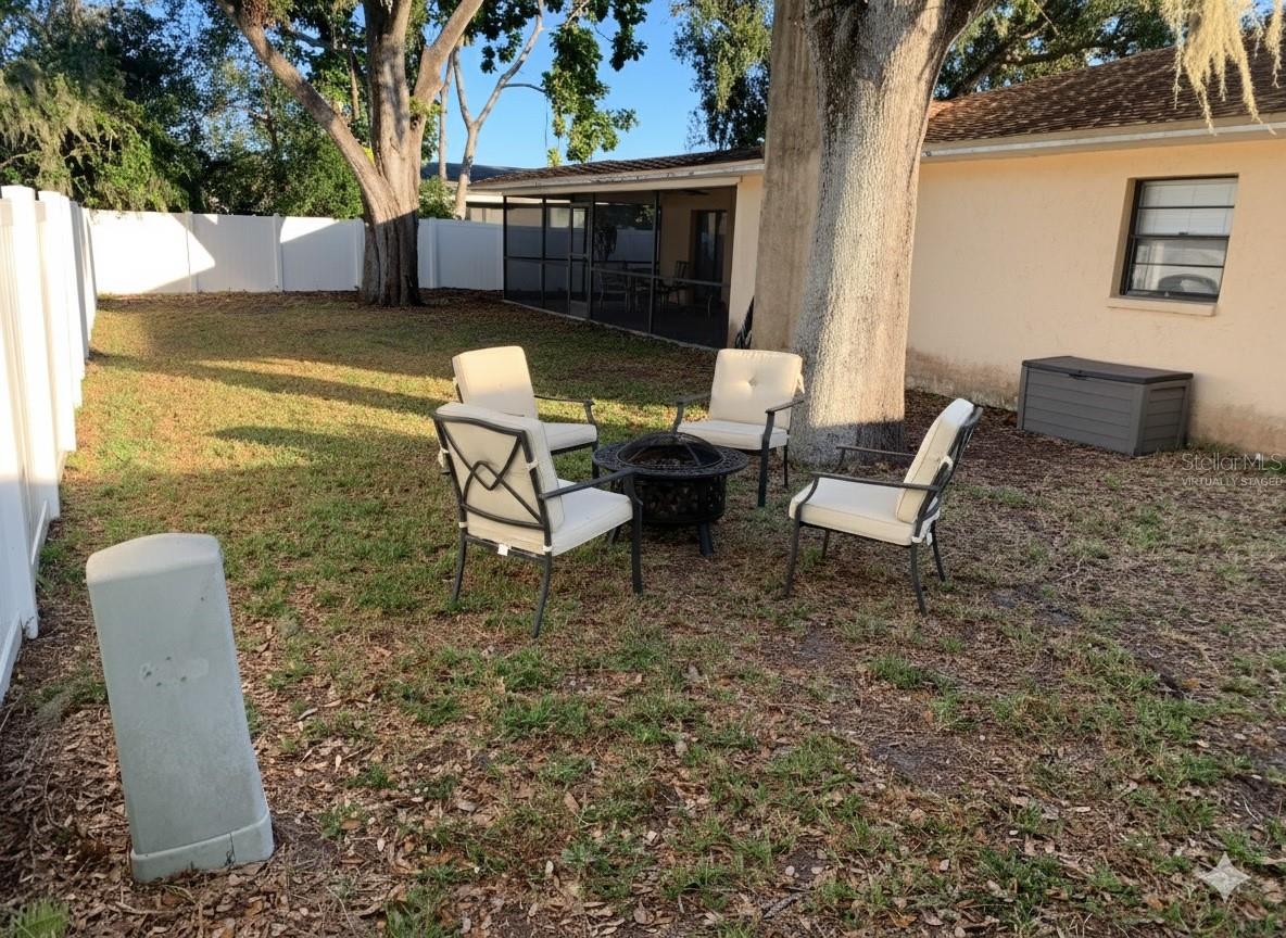 UNIVERSITY PINES - Residential