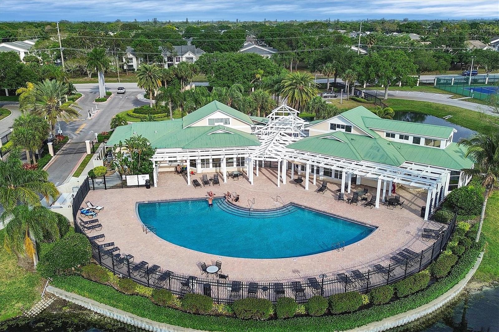 THE PALMS OF CORTEZ - Residential