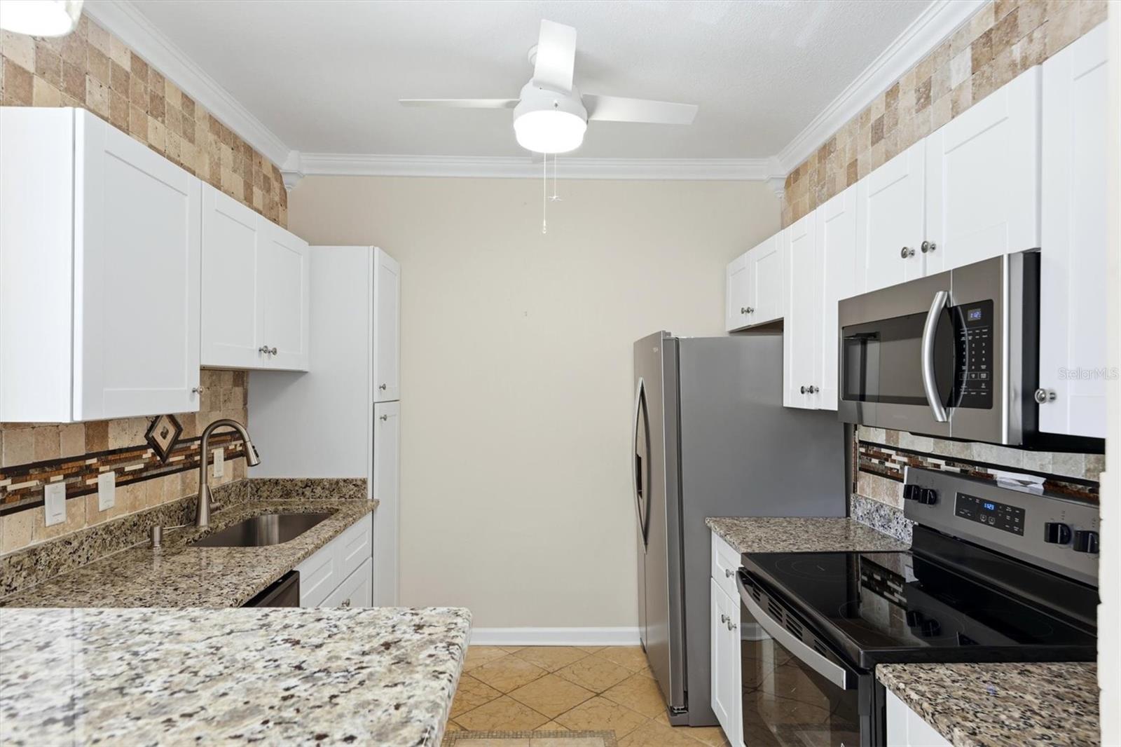 THE PALMS OF CORTEZ - Residential